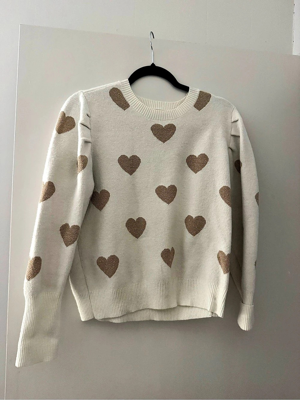 Sugar Lips Heart Print Sweater Size Medium Like New